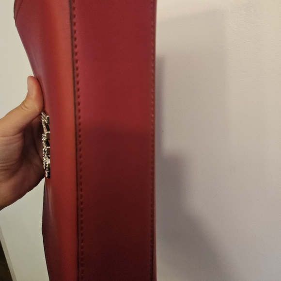 Red Designer Crossbody Bag By STEVE MADDEN - Picture 5 of 9